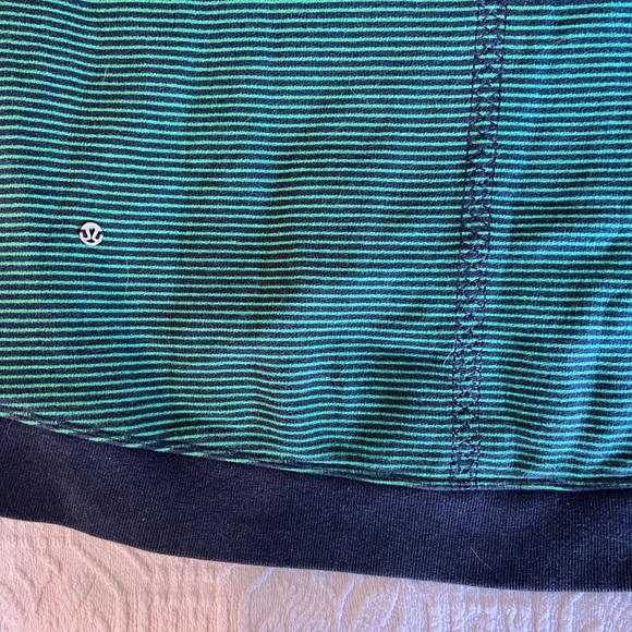 lululemon athletica Green and navy Striped sweatshirt - Picture 5 of 6